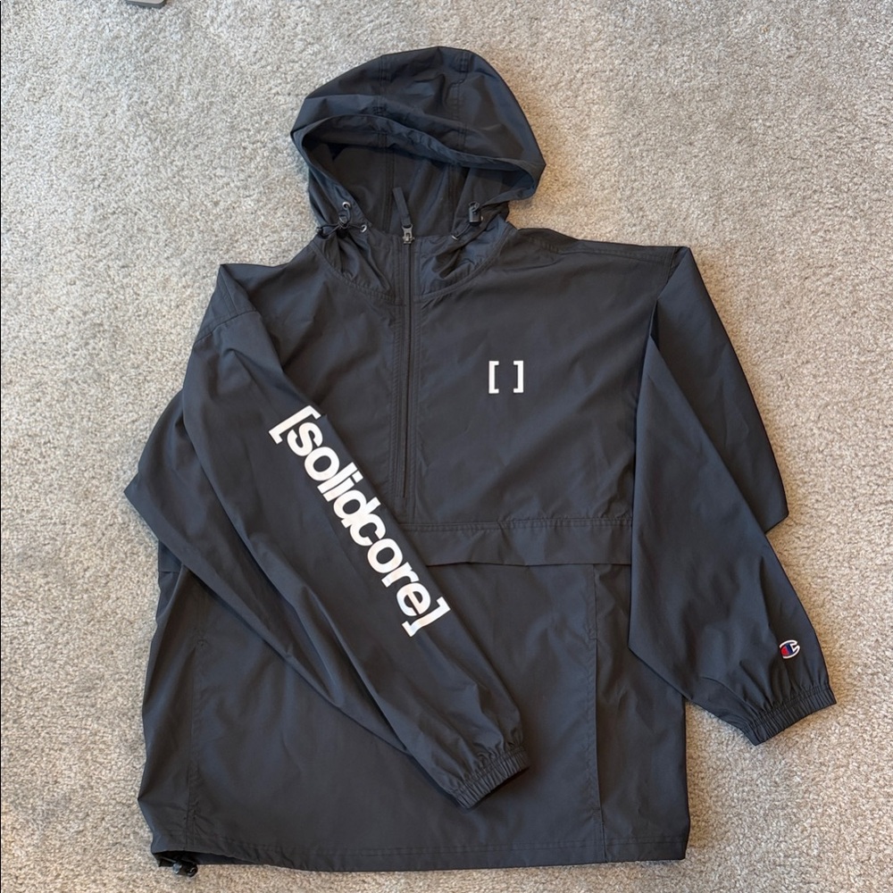 [solidcore] black windbreaker